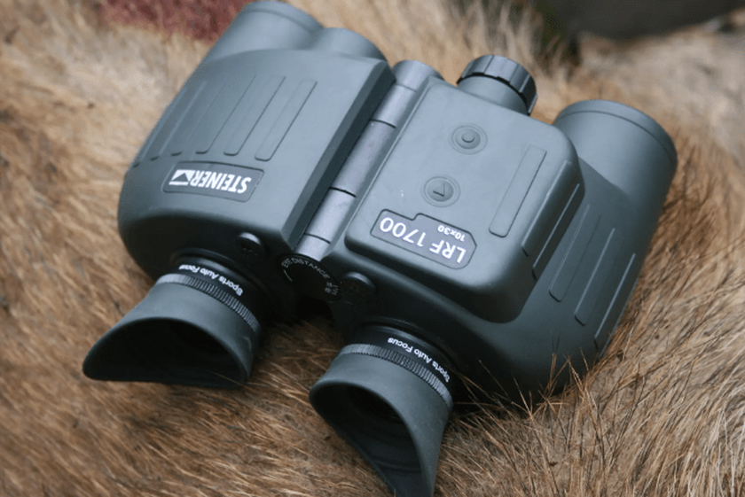 Steiner 8x30 LRF 1700 Entfernungsmesser-Fernglas