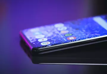 Samsung trollt Apple: Unternehmen schenkt Galaxy-Besitzern ...