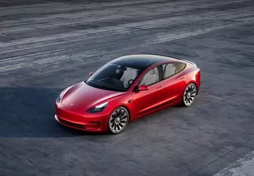 Tesla wird im Jahr 2023 eine ...