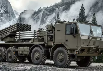 Die ukrainischen Streitkräfte zeigten, wie sie ...