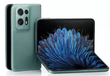 Zwei OLED-Displays und eine Dreifach-Hauptkamera mit ...