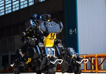 Tsubame Industries hat den bemannten Robotertransformator ...