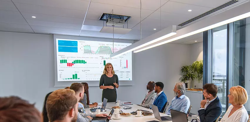 Sharp stellt XP-X171Q 4K-Laserprojektor mit bis zu 16.500 Lumen vor