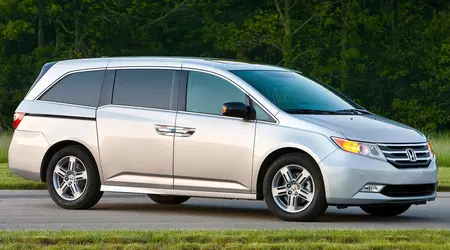 Honda Motor wird wegen des abblätternden weißen Lacks mehrerer Honda- und Acura-Automodelle verklagt