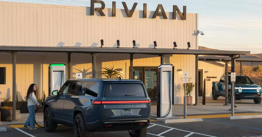 Rivian hat einen geheimen Pool mit Batterien von asiatischen Herstellern angelegt, um Trumps Zölle zu umgehen - Medienbericht