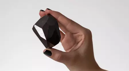 Ein einzigartiger schwarzer Enigma-Diamant mit einem Gewicht von 555,55 Karat wurde für 4.300.000 $ in Kryptowährung verkauft
