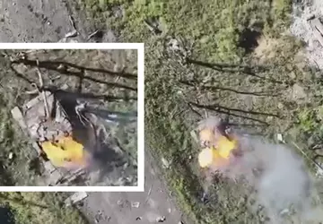 Eine ukrainische Drohne zerstörte mit einer ...