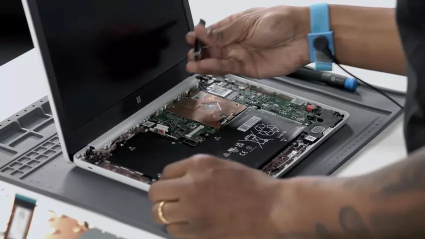 Microsoft hat mit dem Verkauf von Ersatzteilen für Surface-Geräte begonnen, damit die Nutzer Reparaturen außerhalb der Garantiezeit selbst durchführen können