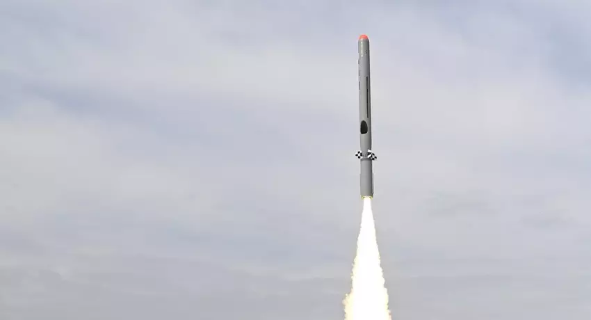 Ein Konkurrent für die amerikanische Tomahawk: Indien testet neuen Langstrecken-Marschflugkörper LRLACM
