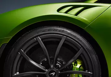 US droht, den Verkauf von Pirellis ...