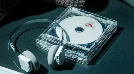 ClearFrame transparenter CD-Player für Hipster und Buzzers, die zeigen wollen, dass sie etwas über "echten Sound" wissen