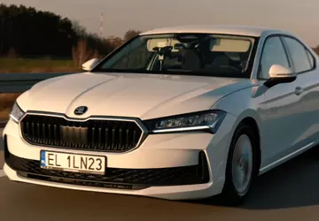 Rekord: Skoda Superb TDI legte 2831 ...