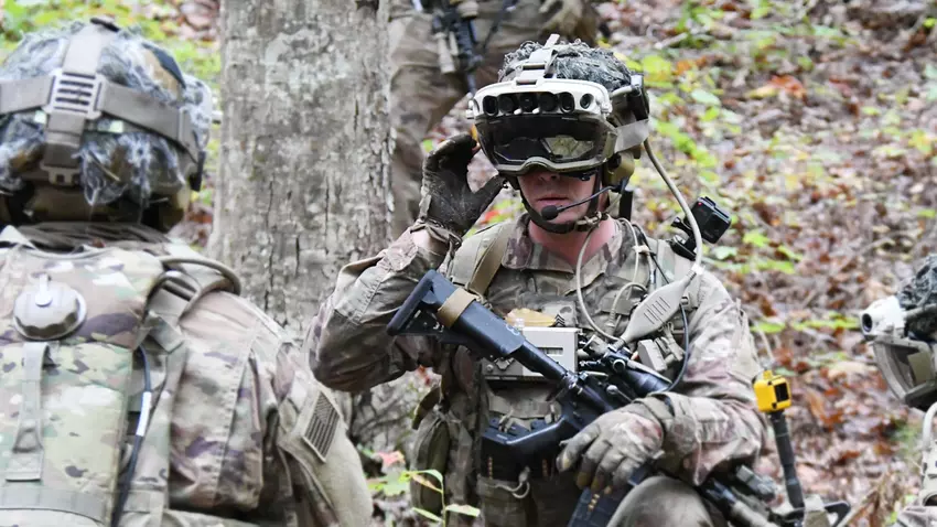 Das Mixed-Reality-Headset HoloLens der US-Armee verursacht bei Soldaten Übelkeit, Kopfschmerzen und Augenermüdung