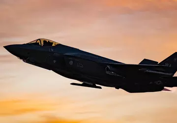 USA dementieren Vorwürfe über gefährliche Gegenflüge ...