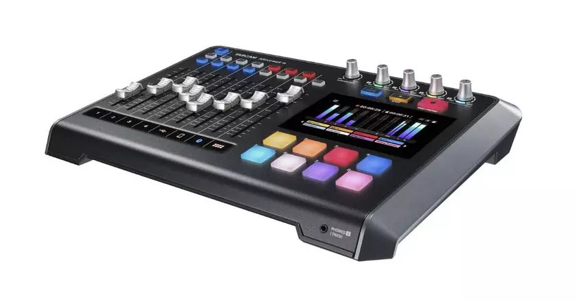 Tascam Mixcast 4 Audiomischer für Podcasts