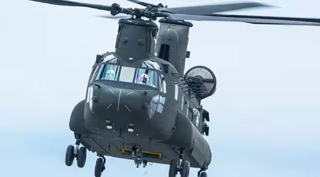 Boeing lieferte den ersten modernisierten CH-47F Chinook Block II Hubschrauber an die US Army