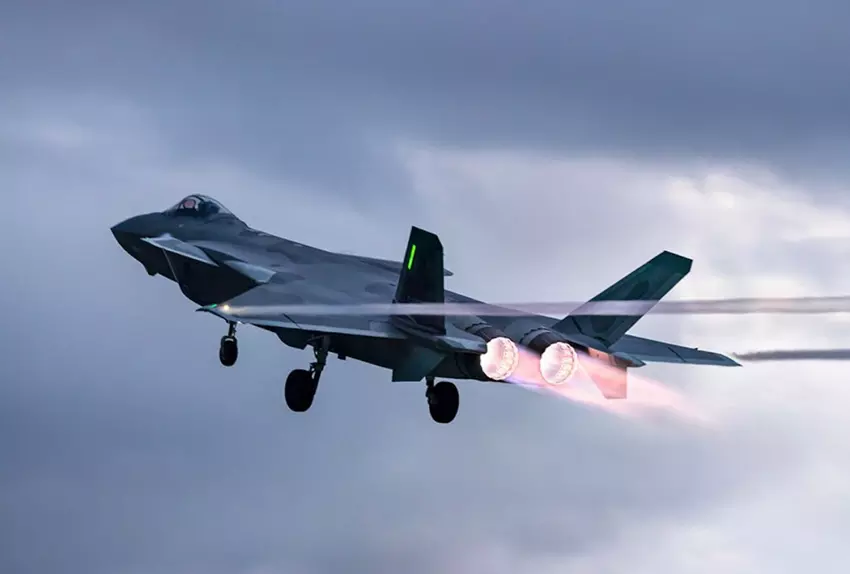 China stattet die J-20 Mighty Dragon mit dem WS-15-Triebwerk der nächsten Generation mit 186,33 kN Nachbrennerschub aus und bereitet sich auf die Massenproduktion vor