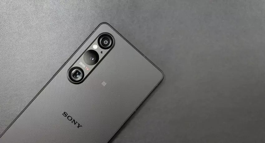 Das Xperia 1 VI wird Gerüchten zufolge zwei Dinge loswerden, die Sony-Handys einzigartig machen