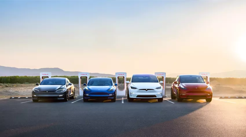 Tesla verliert den US-Markt für Elektroautos - Musks Unternehmen hat seinen Anteil auf 65% reduziert
