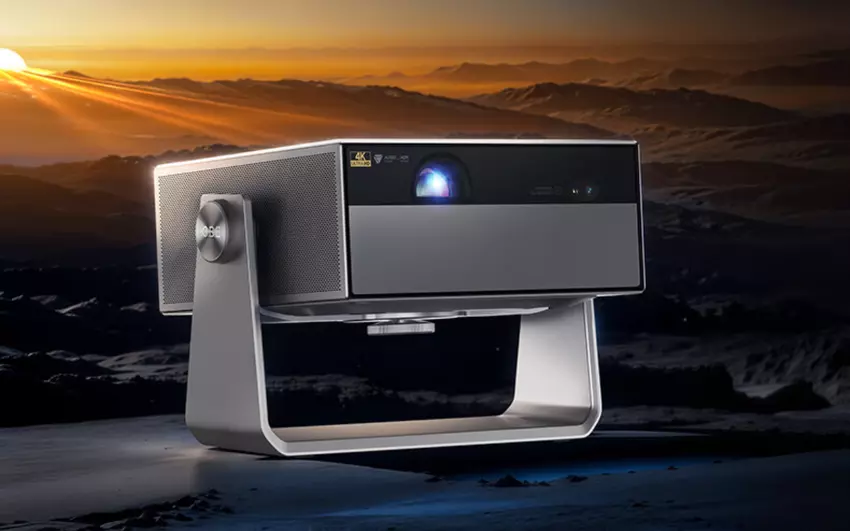 OBE hat den neuen X30 Ultra-Projektor mit 4K-Auflösung bei 120 Hz auf einem 200-Zoll-Bildschirm vorgestellt