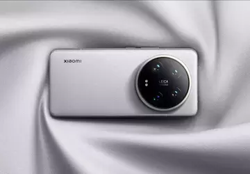 Die Rückseite des Xiaomi 15 Ultra ...