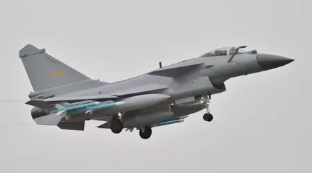 China bietet Kolumbien zwei Dutzend J-10-Kampfflugzeuge an 