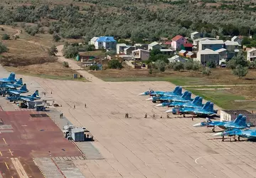 Starke Explosionen auf dem russischen Luftwaffenstützpunkt ...