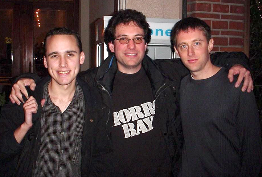Hacker Adrian Lamo (2003 verhaftet), Kevin Mitnick und Hacker Kevin Poulsen (1996 aus dem Gefängnis entlassen) - Foto um 2001. Illustration: Wikipedia