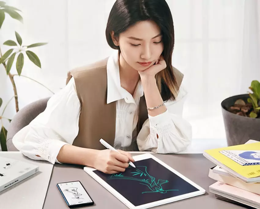 Xiaomi stellte MiJia LCD Small Blackboard Storage Edition vor: Grafiktablett mit 13,5-Zoll-Bildschirm und USB-C für 55 US-Dollar