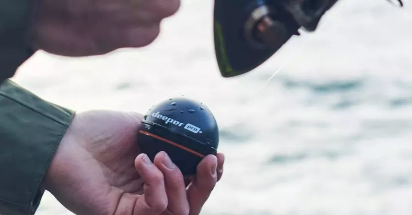 Deeper PRO+ 2 kompakter Fischfinder für kleine Boote