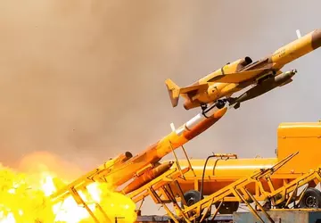 Iran demonstrierte den Betrieb der Militärdrohnen ...