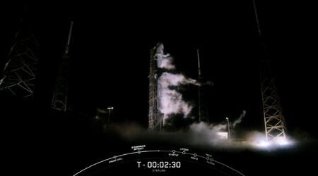 SpaceX hat den Start der Starlink-Satelliten auf einer Falcon 9-Rakete 40 Sekunden vor dem Abheben aus unbekanntem Grund abgesagt