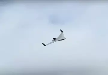 EOS Technologie hat die Veloce 330 ...