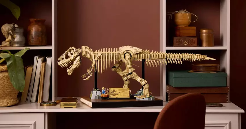 Holt eure Geldbörsen raus: Lego enthüllt ein Set mit einem 90 cm großen T-Rex-Skelett aus Jurassic World