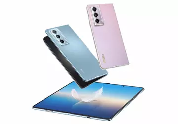 Honor Magic Vs 2 mit Titan-Scharnier, ...