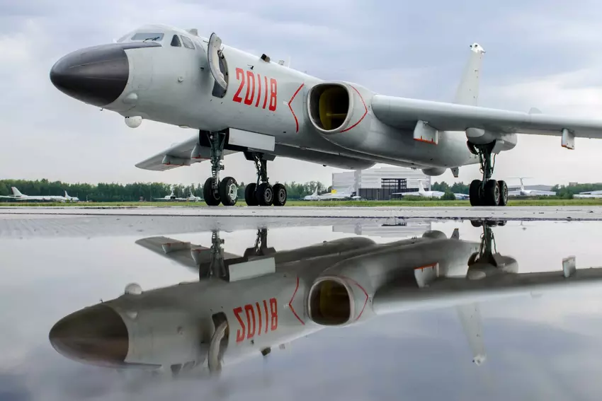 Chinesische und russische Atombomber tauschen zum ersten Mal in der Geschichte Flugplätze aus - H-6K Xian landet in Russland und China erhält Tu-95MS