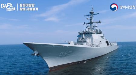 Die Republik Korea hat mit der Erprobung des Aegis-Zerstörers ROKS Jeongjo the Great begonnen, der mit Hyunmoo-IV-2-Raketen sowie SM-3- und SM-6-Abfangjägern zur Vernichtung ballistischer Bedrohungen ausgestattet wird.