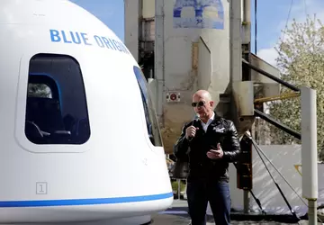 Jeff Bezos' Blue Origin verklagt die ...