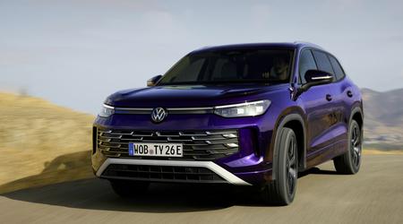 Der neue siebensitzige Crossover Volkswagen Tayron feiert sein Europadebüt