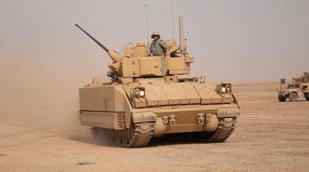 Russen untersuchen erbeuteten ukrainischen Bradley und geben zu, dass ihr BMP-3 nicht einmal annähernd so gut ist