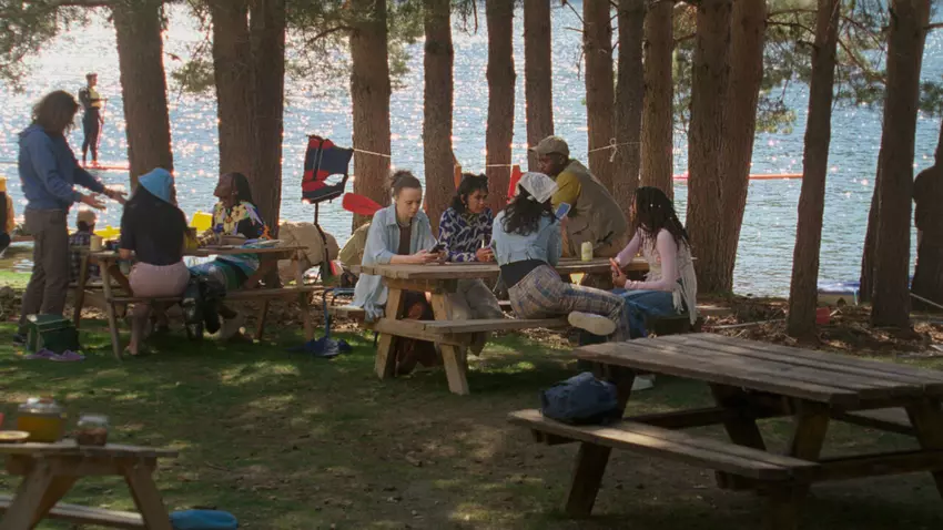 Samsung verspottet iPhone-Besitzer in neuer Galaxy Flip 5-Werbung (Video)