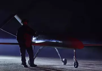 Ukraine testet eine Drohne mit einer ...