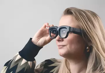 Luna Glass AR-Brillen verbessern die Sicht ...