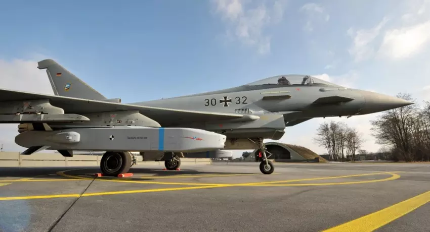 Der deutsche Außenminister trifft in Kiew ein - Die Ukraine steht kurz vor dem Erhalt von Taurus-Langstreckenraketen mit einem Angriffsradius von 500 km