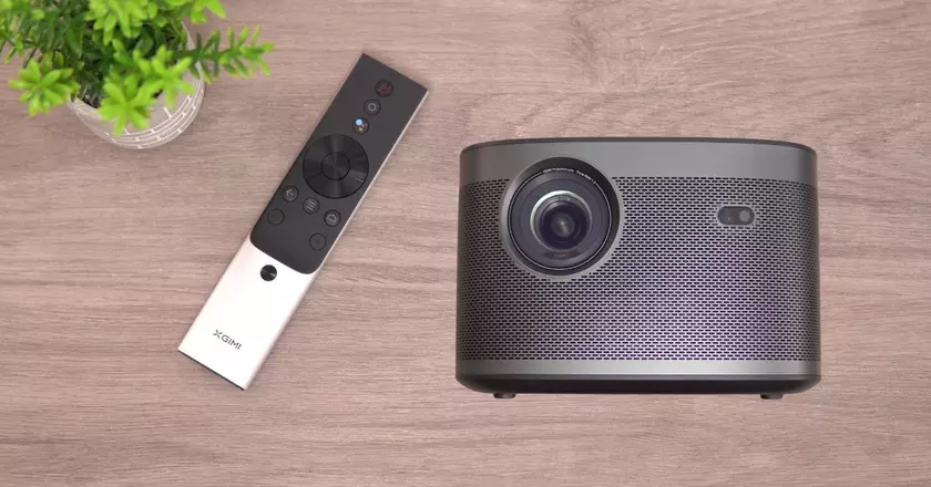 XGIMI Horizon Pro Projektor mit besten Lautsprechern