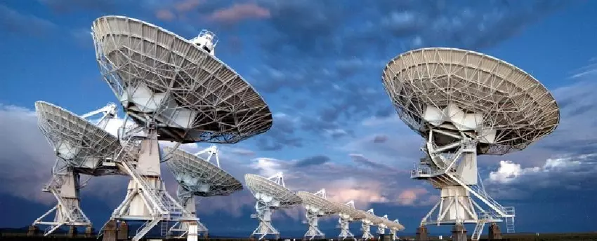 Wissenschaftler fangen ein sich wiederholendes Radiosignal aus dem All auf - es könnte der erste entdeckte Planet mit einem Magnetfeld sein