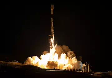 SpaceX und NASA schicken einen Satelliten ...