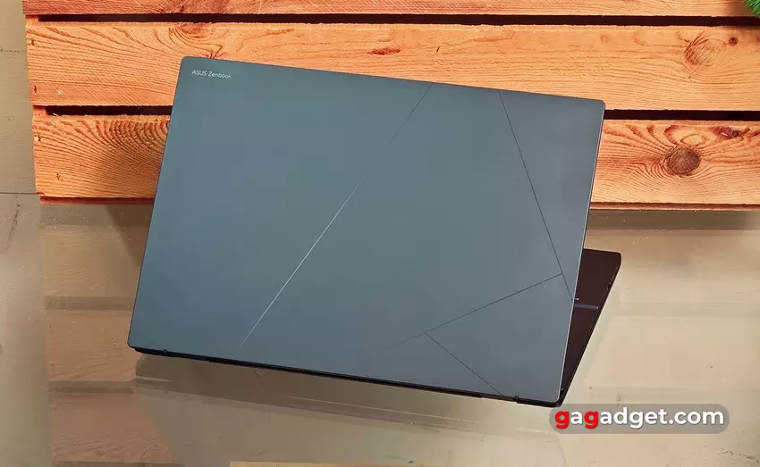 ASUS Zenbook DUO (2024) UX8406 review