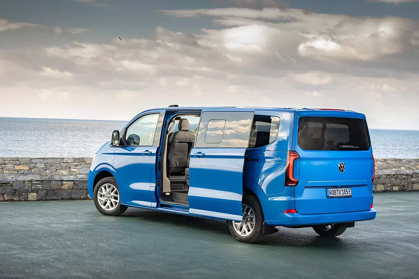 Volkswagen e-Caravelle Van