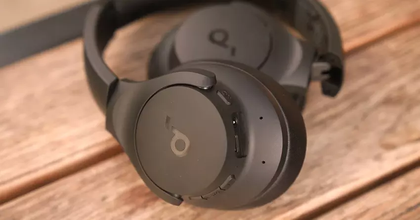 Soundcore by Anker Q20i Bluetooth Kopfhörer Senioren